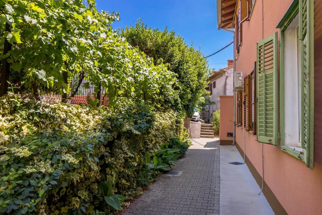 Darnell Apartment Rijeka Croatia